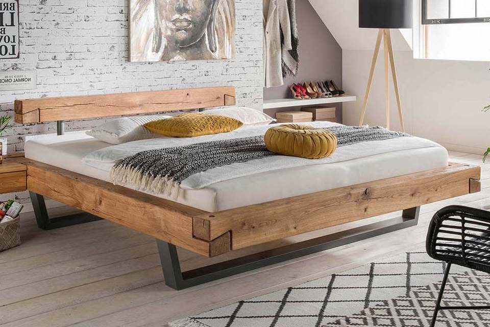 Schwebebalken-Holzbett aus Wild-Eiche mit Stahl-Kufen und Balken-Bettrahmen Schwalbenschwanz-Gestellverbindung